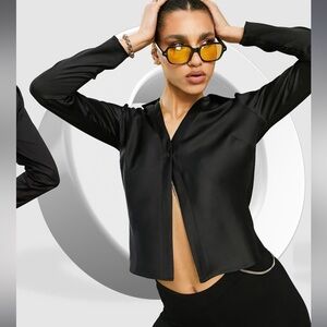 ASOS DESIGN Slim fit black button-up blouse